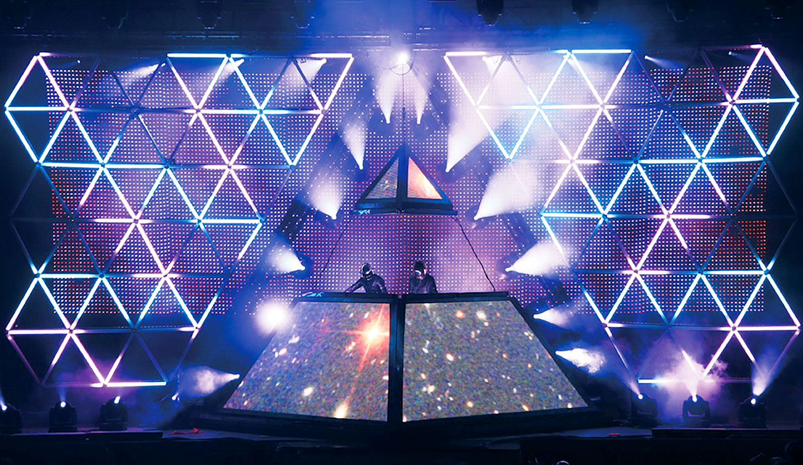 Daft Punk пирамида